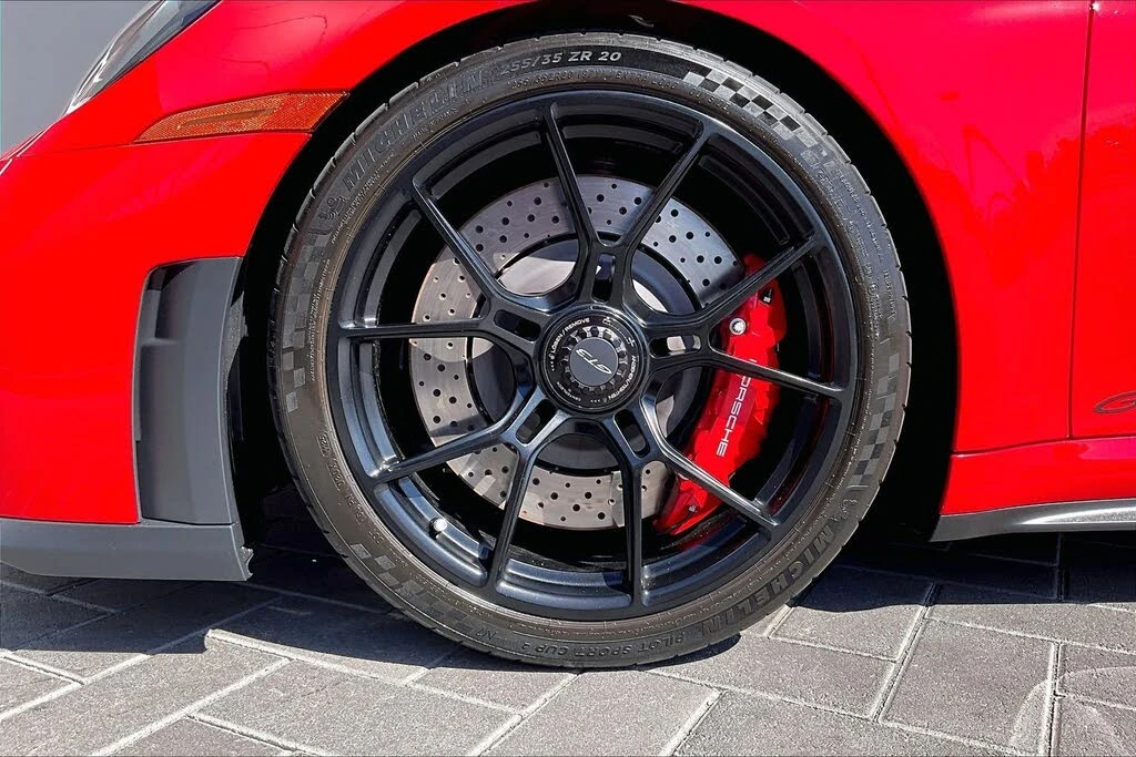 2025 Porsche 992 GT3 - Image 8 of 29