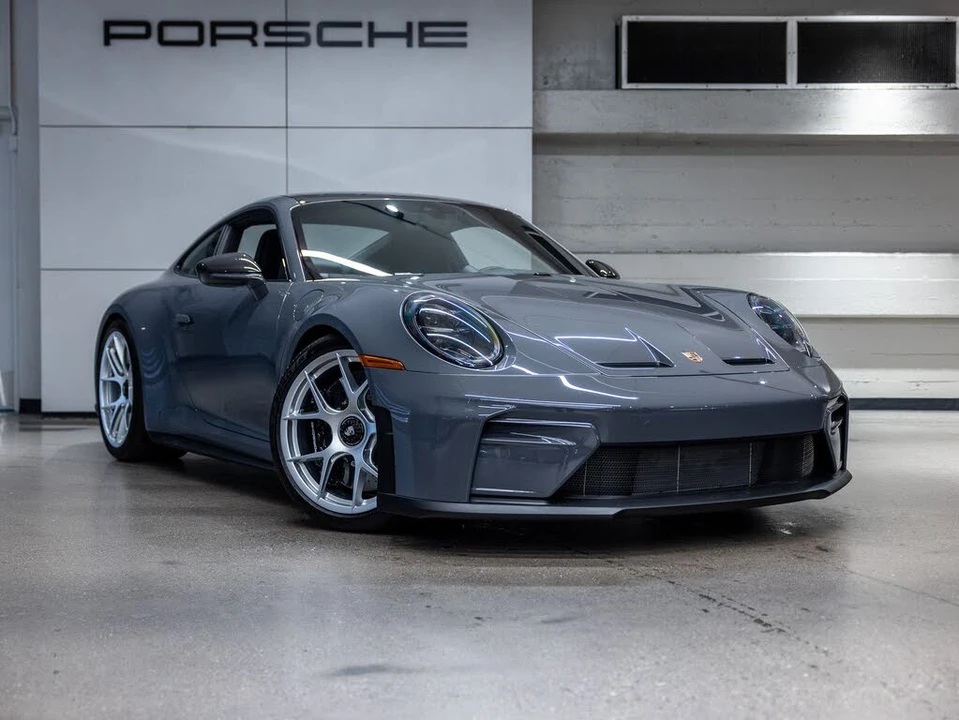 2025 Porsche 992 GT3 - Image 10 of 31