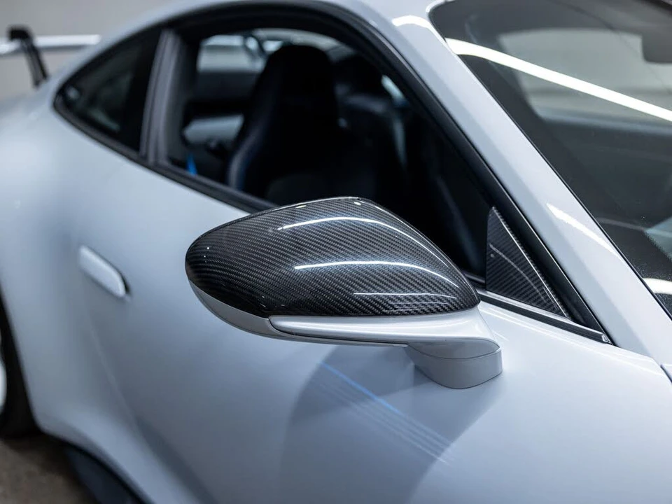2025 Porsche 992 GT3 - Image 19 of 31