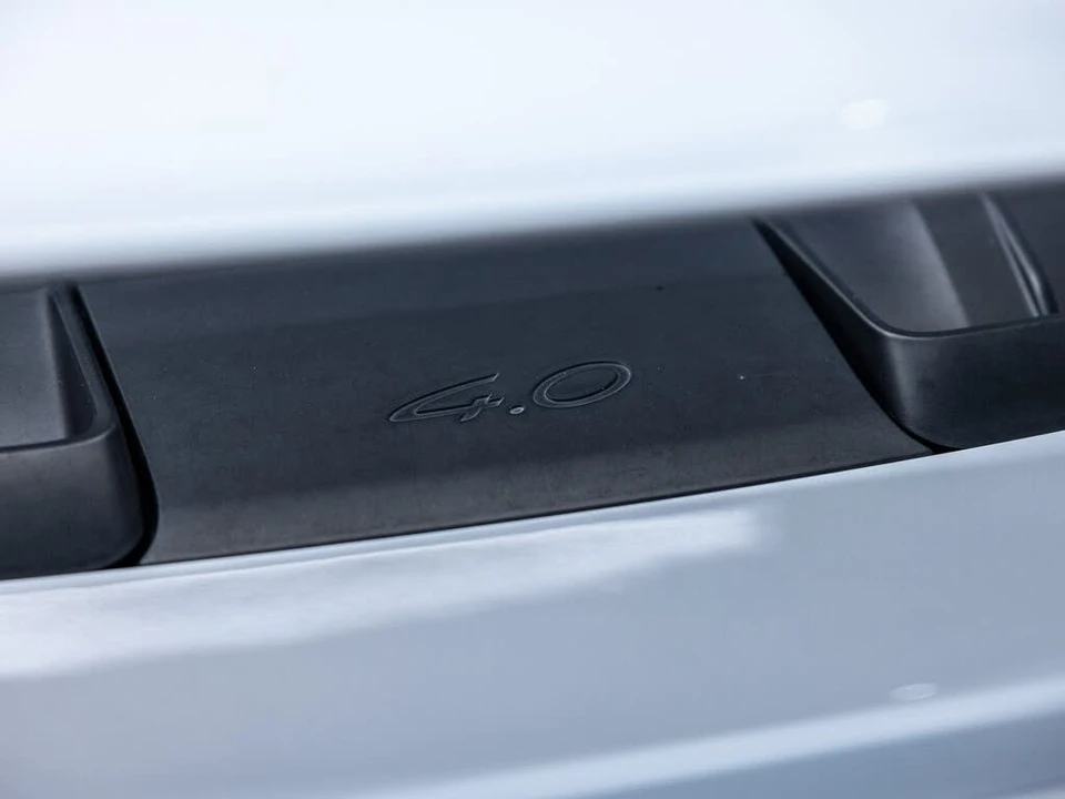 2025 Porsche 992 GT3 - Image 27 of 31