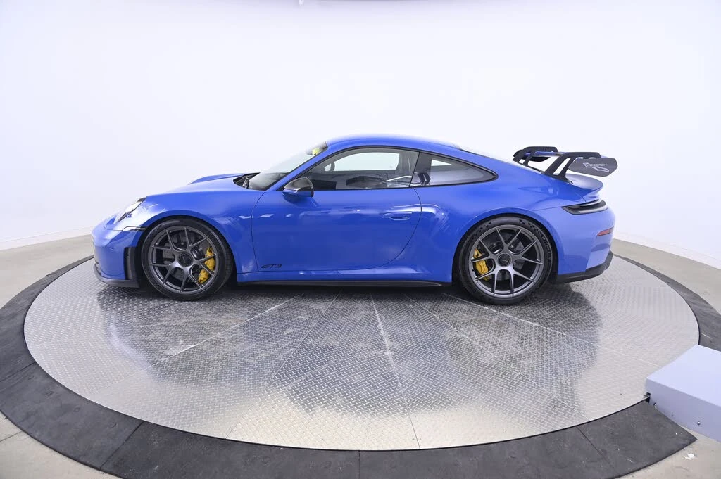 2025 Porsche 992 GT3 - Image 2 of 31