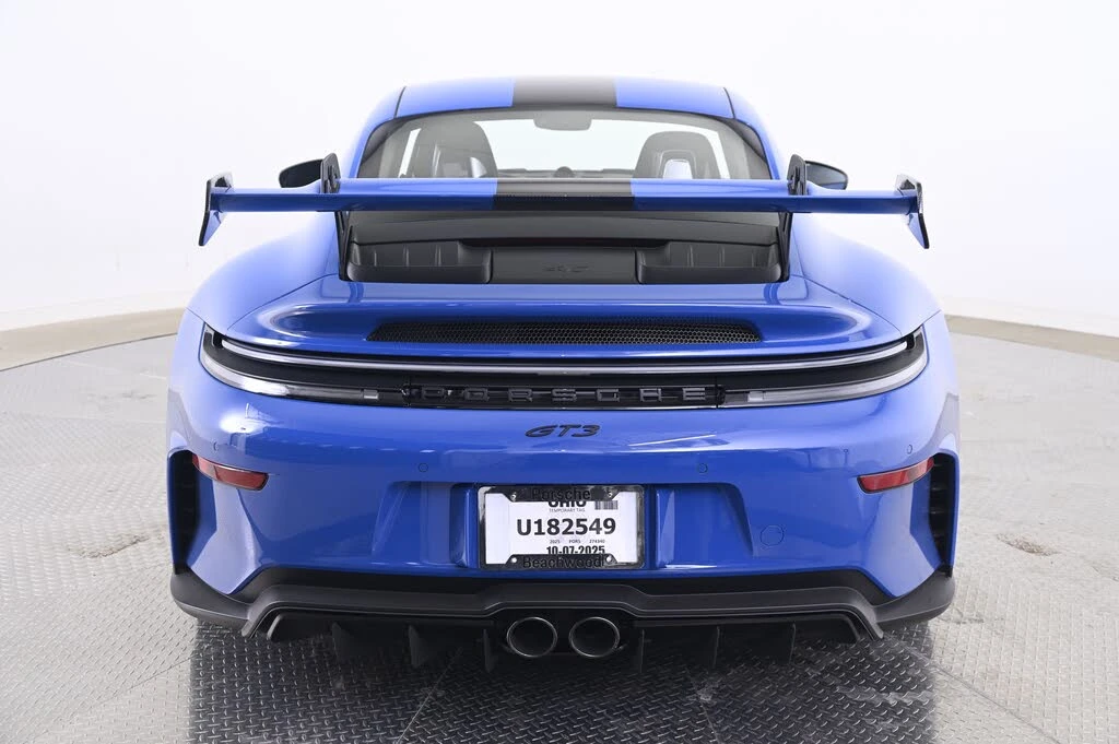 2025 Porsche 992 GT3 - Image 6 of 31