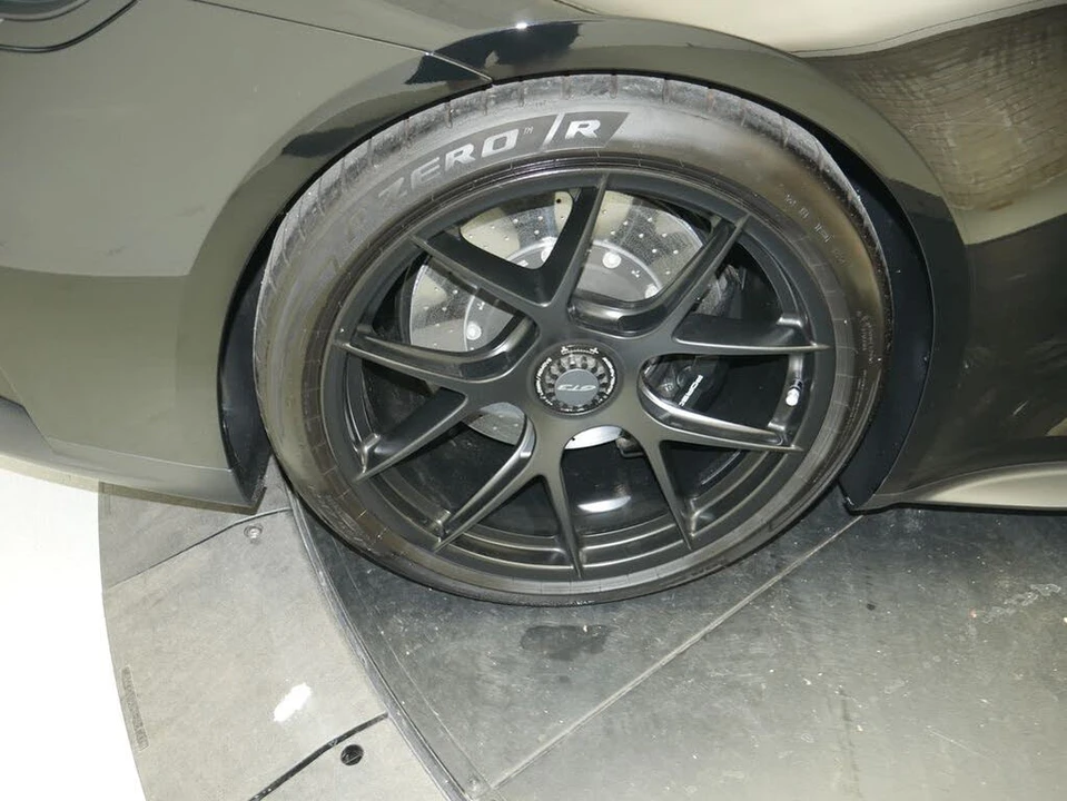 2025 Porsche 992 GT3 - Image 16 of 31