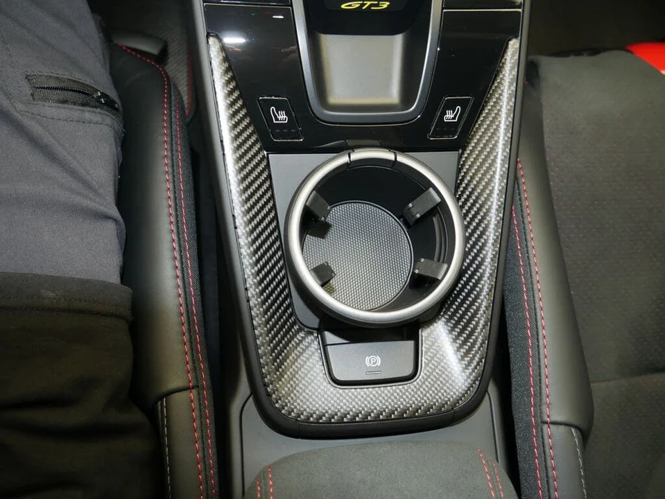 2025 Porsche 992 GT3 - Image 25 of 31