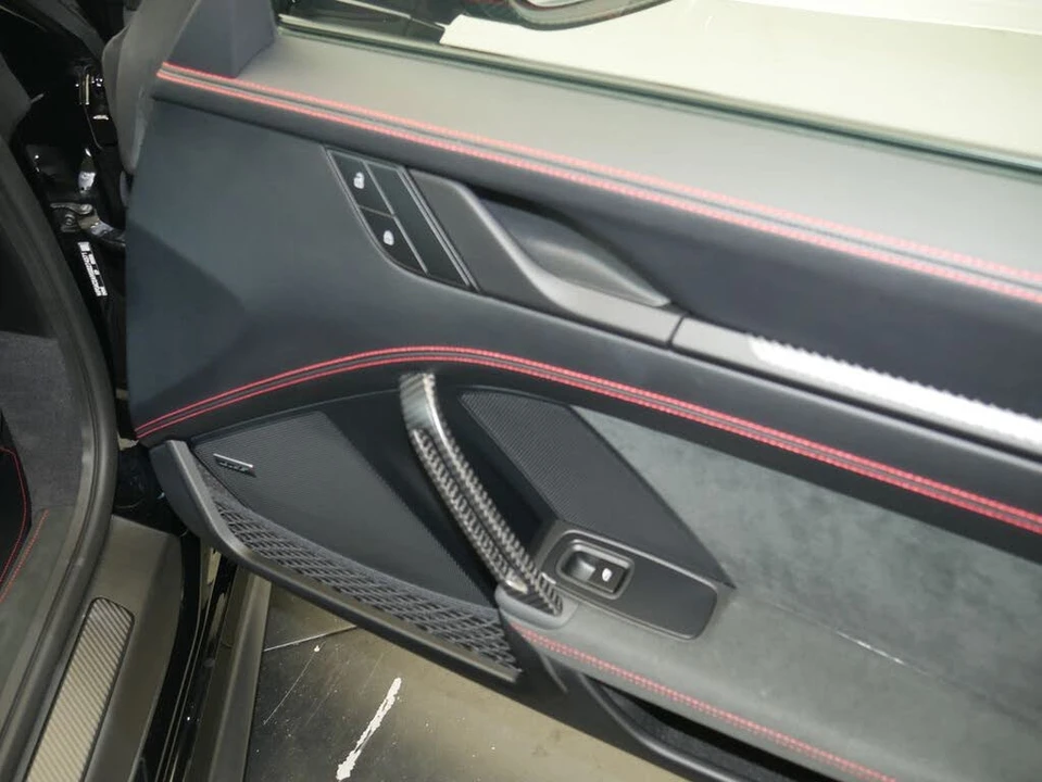 2025 Porsche 992 GT3 - Image 19 of 31