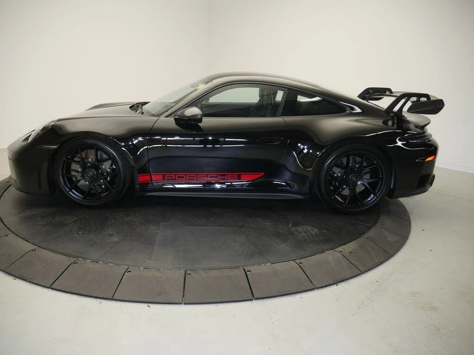 2025 Porsche 992 GT3 - Image 2 of 31