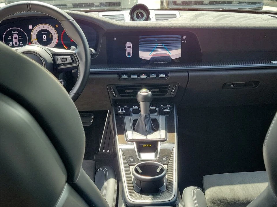 2025 Porsche 992 GT3 - Image 21 of 31