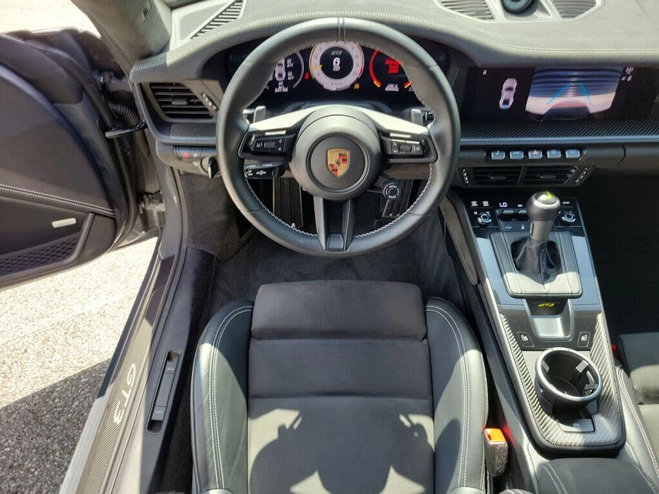 2025 Porsche 992 GT3 - Image 20 of 31