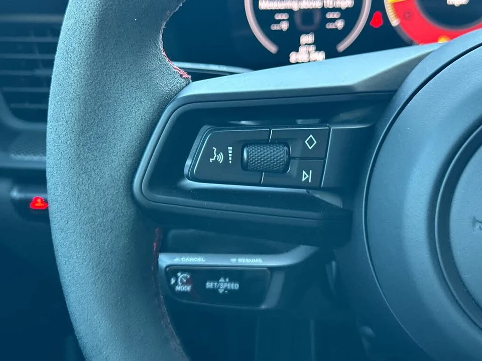 2025 Porsche 992 GT3 - Image 21 of 30