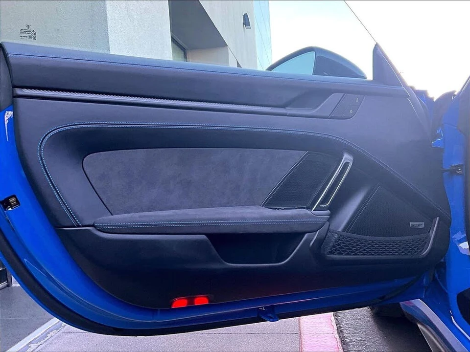 2025 Porsche 992 GT3 - Image 19 of 26