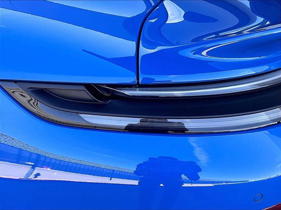 2025 Porsche 992 GT3 - Image 21 of 26