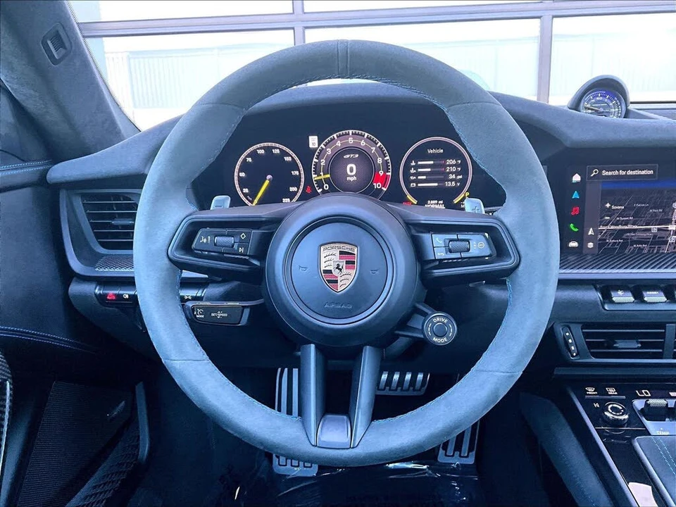 2025 Porsche 992 GT3 - Image 15 of 26
