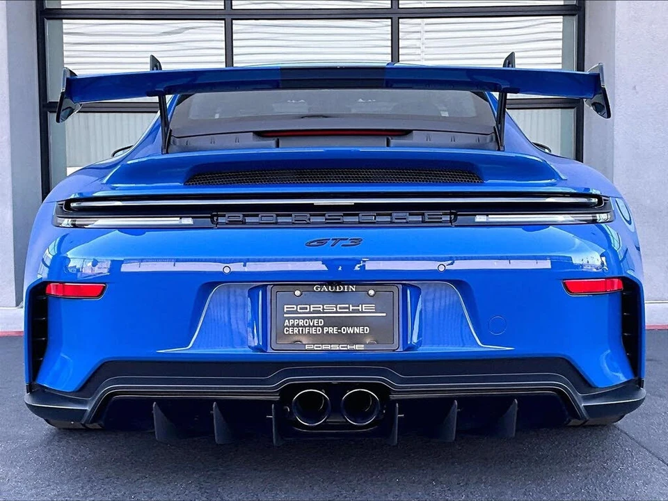2025 Porsche 992 GT3 - Image 6 of 26