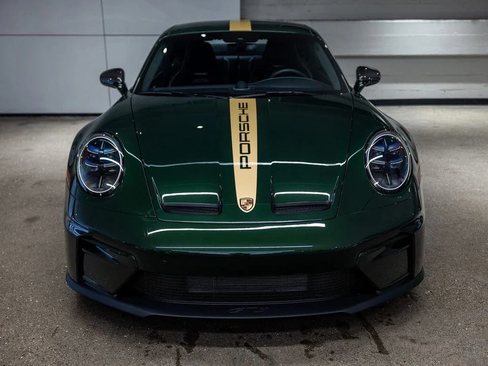 2025 Porsche 992 GT3 - Image 12 of 31