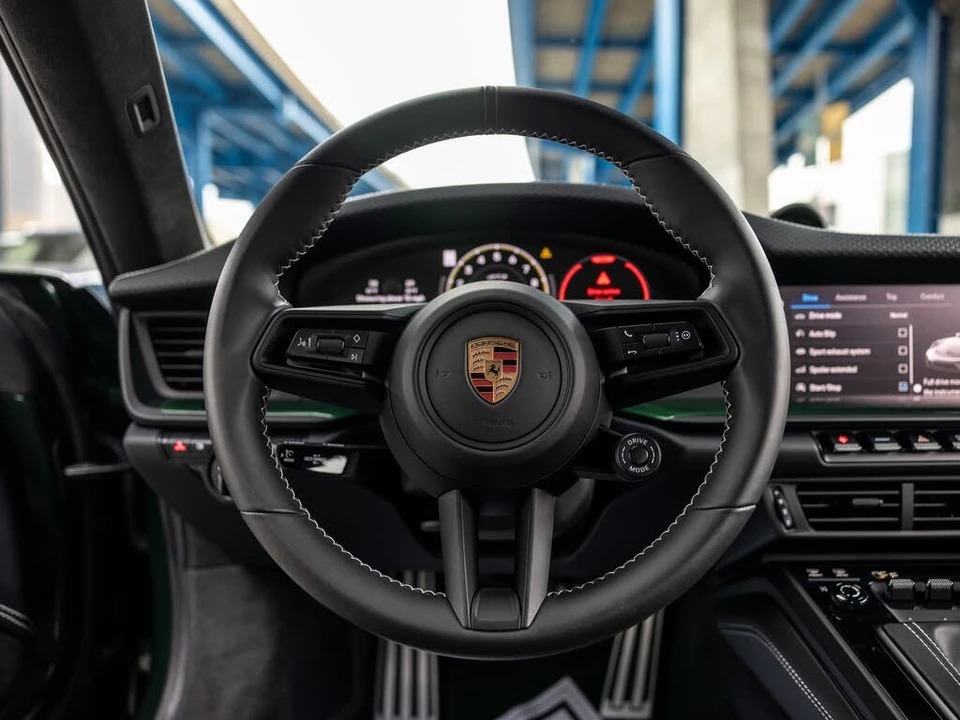 2025 Porsche 992 GT3 - Image 6 of 31
