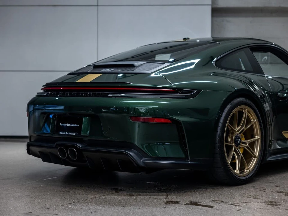 2025 Porsche 992 GT3 - Image 30 of 31