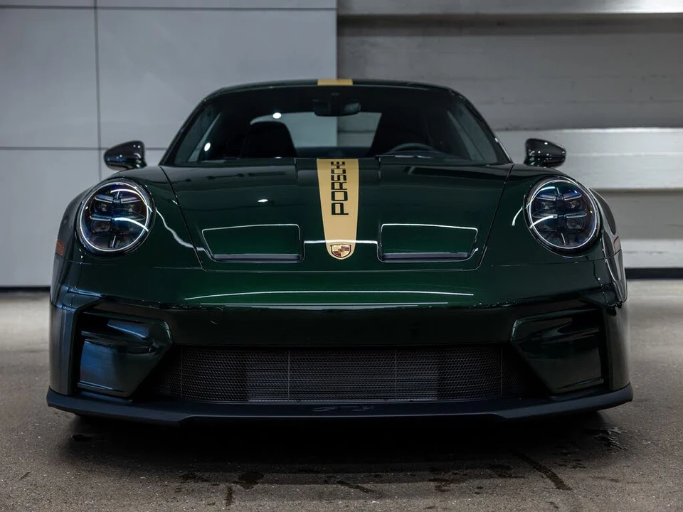 2025 Porsche 992 GT3 - Image 11 of 31
