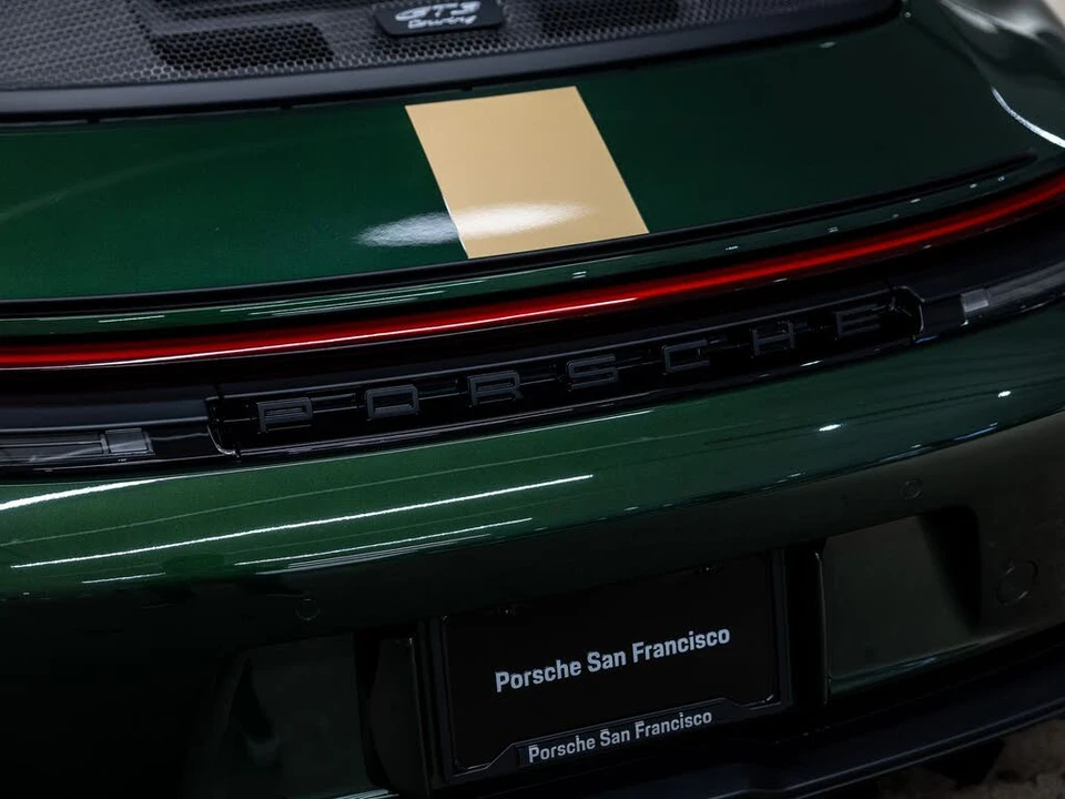 2025 Porsche 992 GT3 - Image 26 of 31