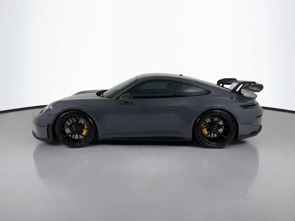2025 Porsche 992 GT3 - Image 2 of 31