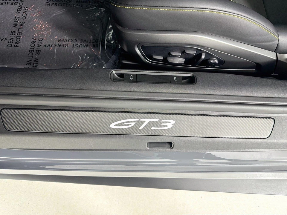 2025 Porsche 992 GT3 - Image 10 of 31