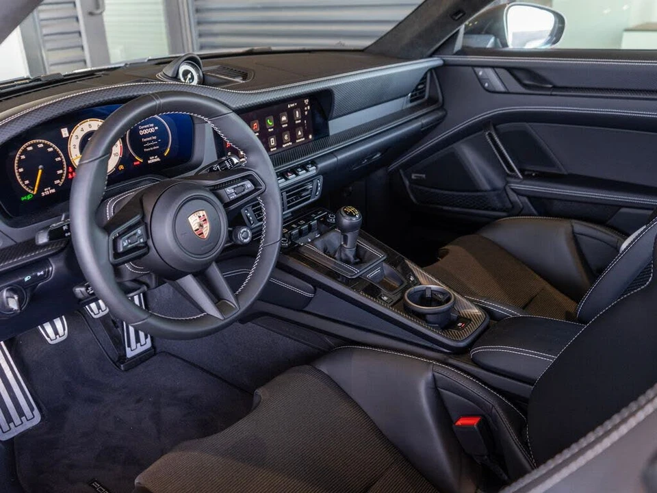 2025 Porsche 992 GT3 - Image 4 of 31