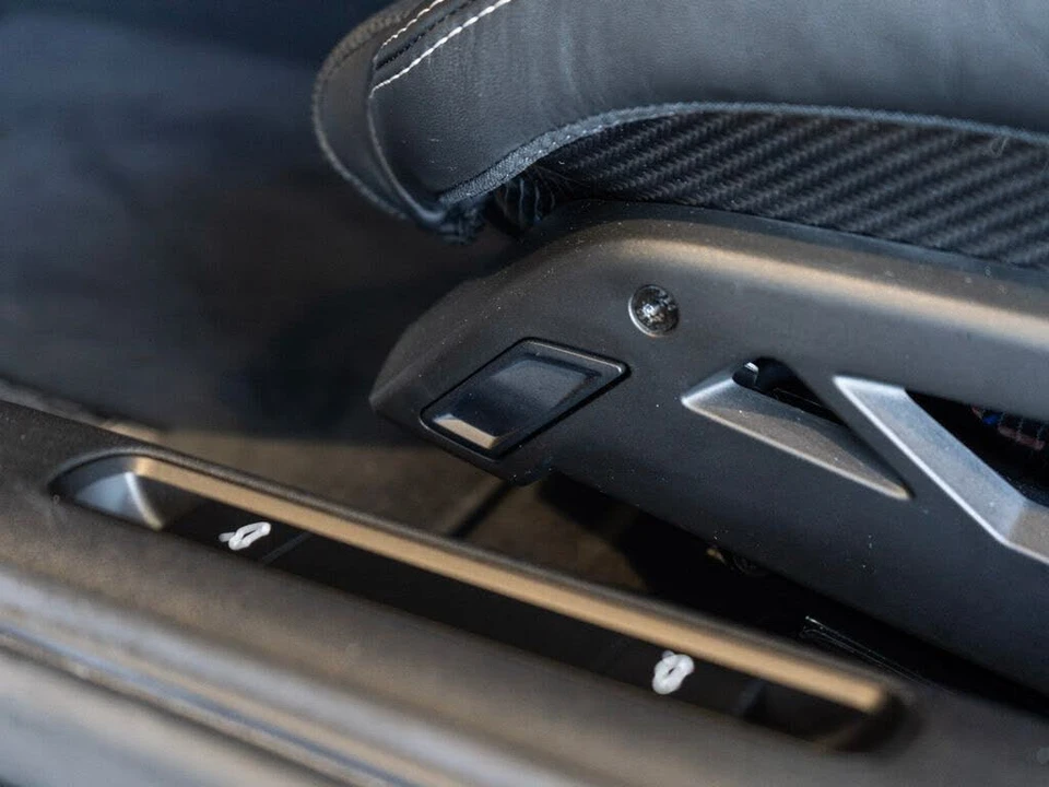 2025 Porsche 992 GT3 - Image 30 of 31