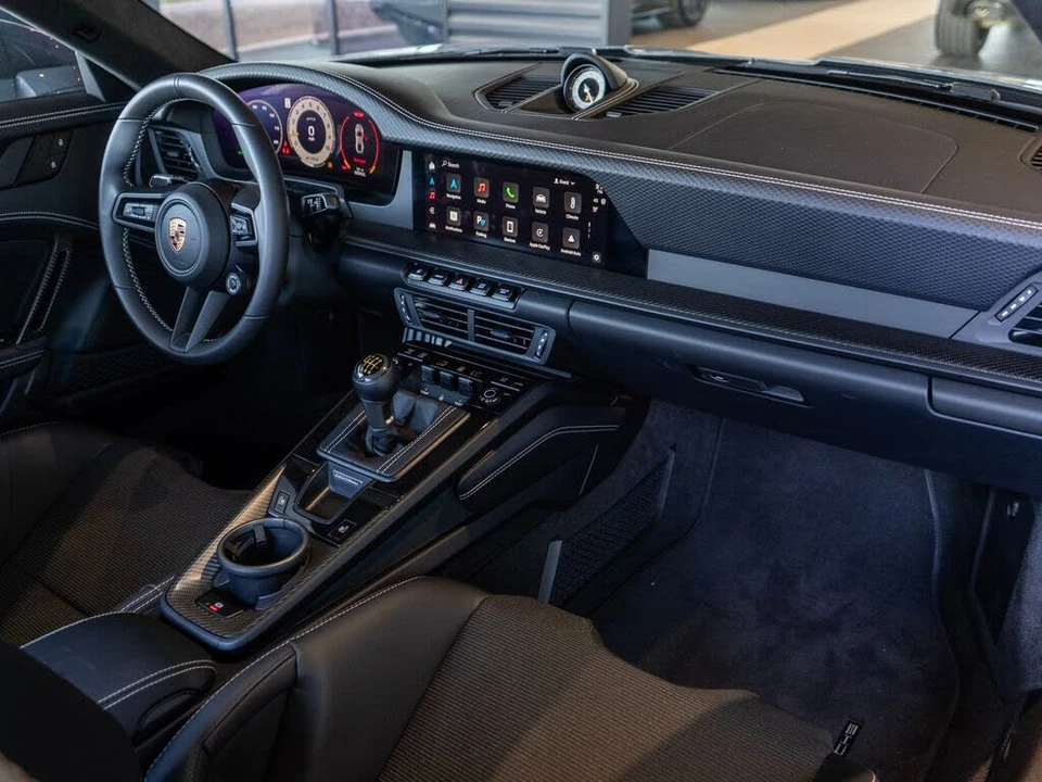 2025 Porsche 992 GT3 - Image 11 of 31