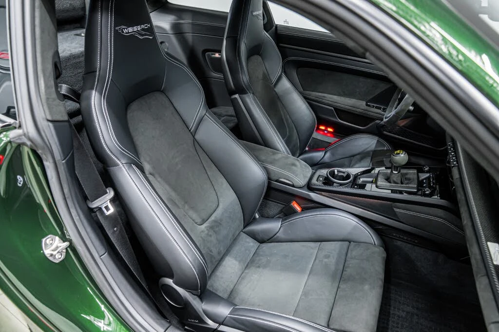 2025 Porsche 992 GT3 - Image 24 of 31
