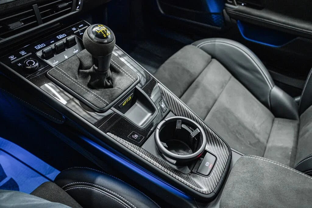 2025 Porsche 992 GT3 - Image 26 of 31