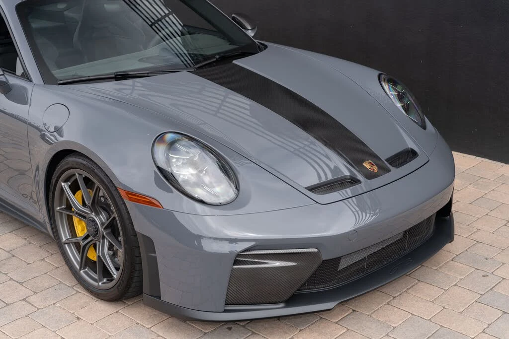 2025 Porsche 992 GT3 - Image 10 of 31