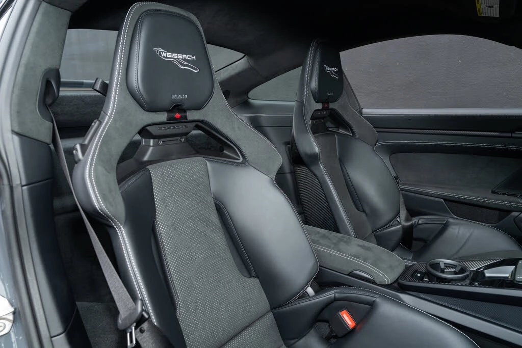2025 Porsche 992 GT3 - Image 18 of 31