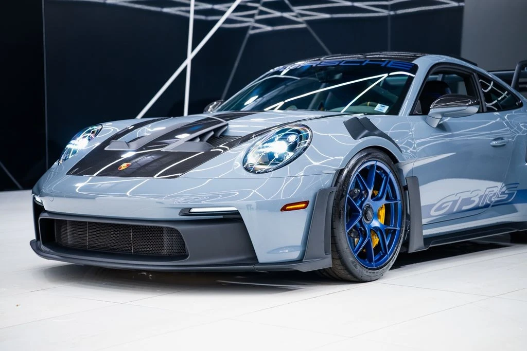 2025 Porsche 992 GT3 RS - Image 4 of 31