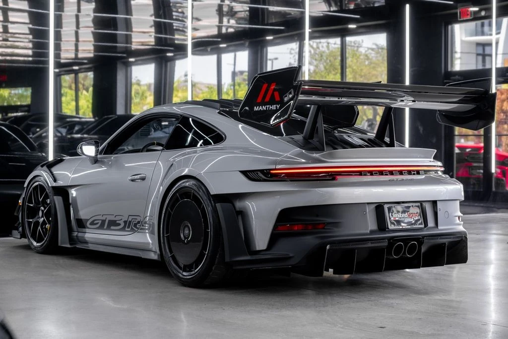 2025 Porsche 992 GT3 RS - Image 17 of 31