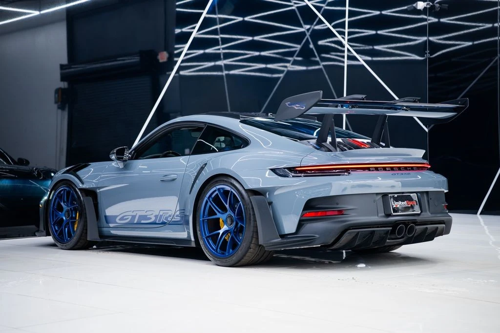 2025 Porsche 992 GT3 RS - Image 13 of 31