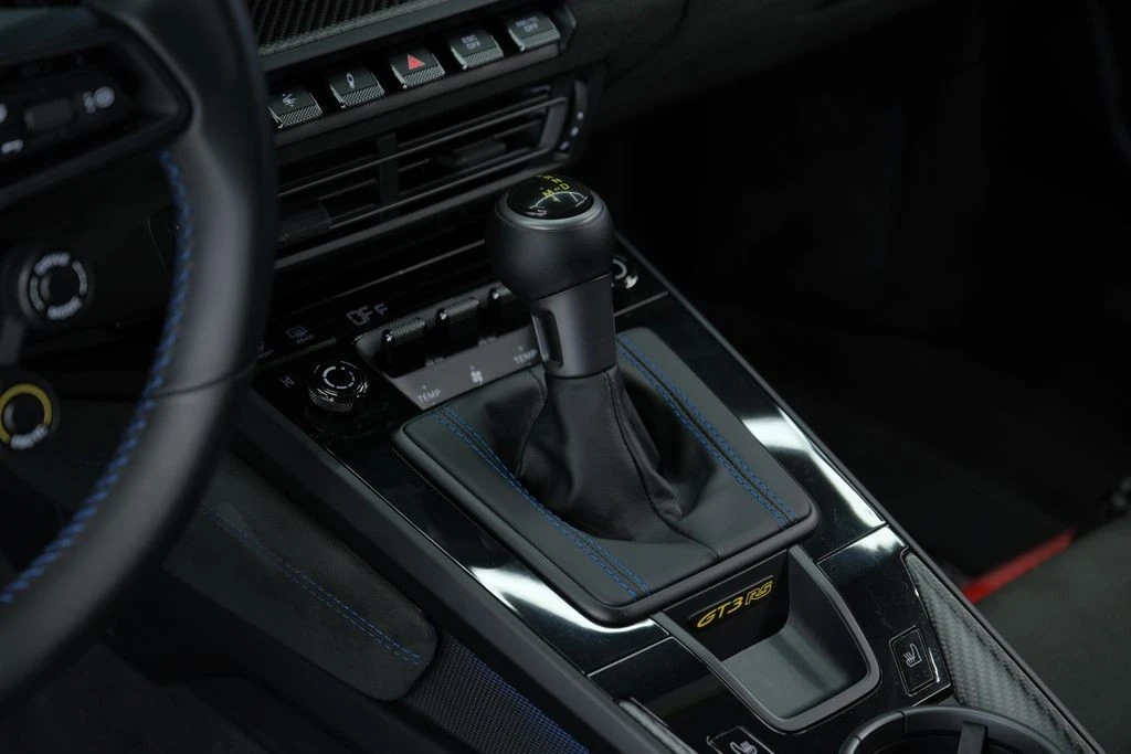 2025 Porsche 992 GT3 RS - Image 23 of 31