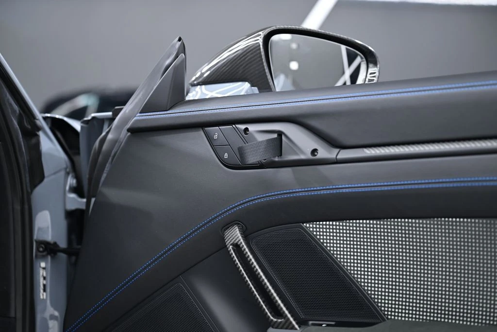 2025 Porsche 992 GT3 RS - Image 27 of 31