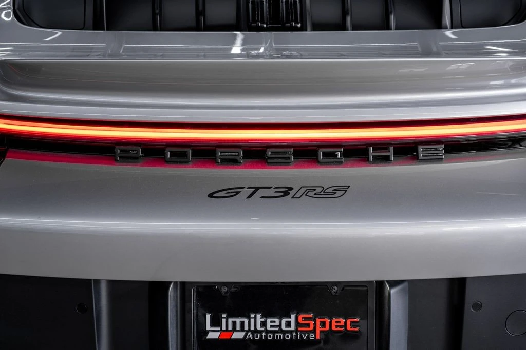2025 Porsche 992 GT3 RS - Image 21 of 31