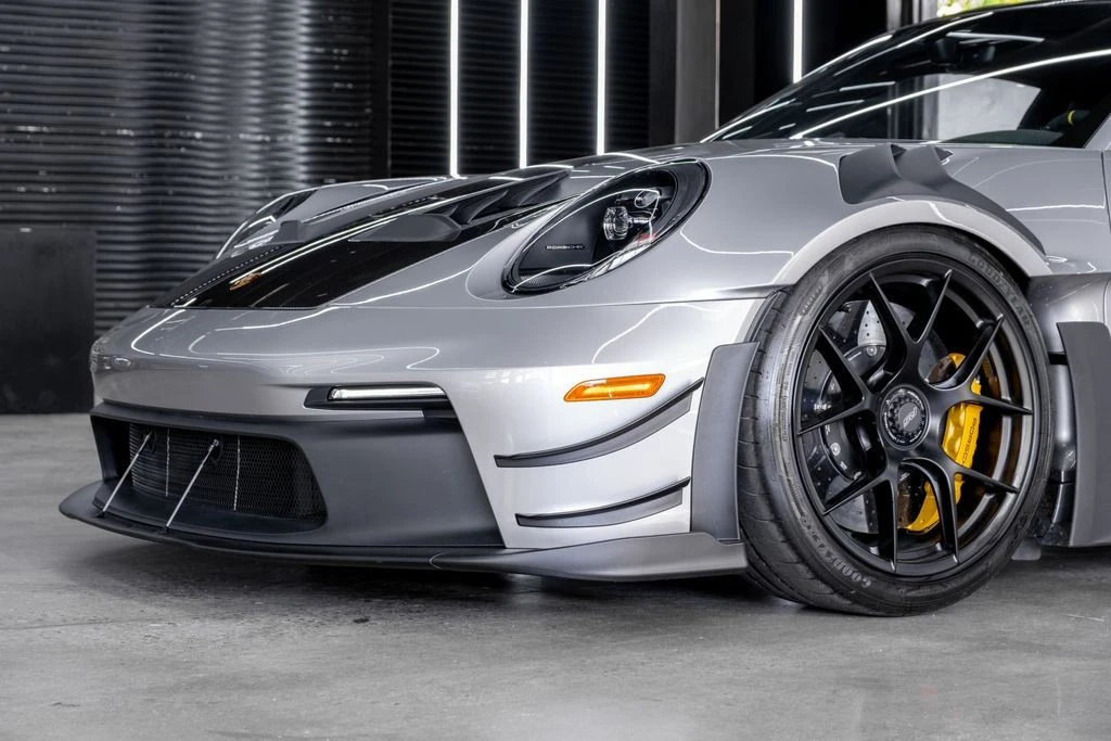2025 Porsche 992 GT3 RS - Image 7 of 31