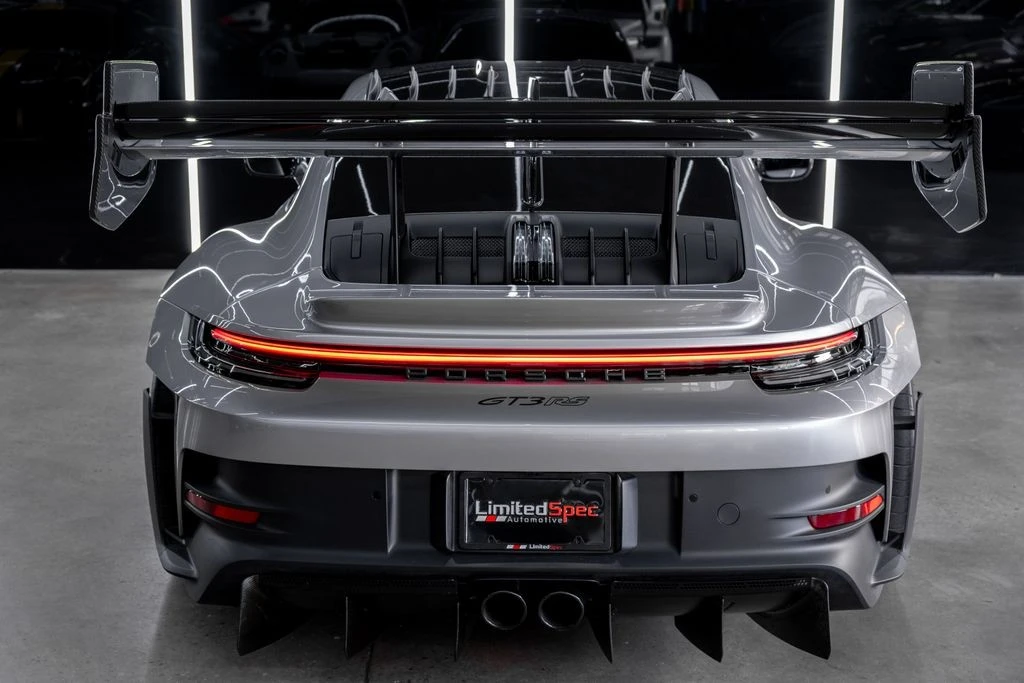 2025 Porsche 992 GT3 RS - Image 19 of 31