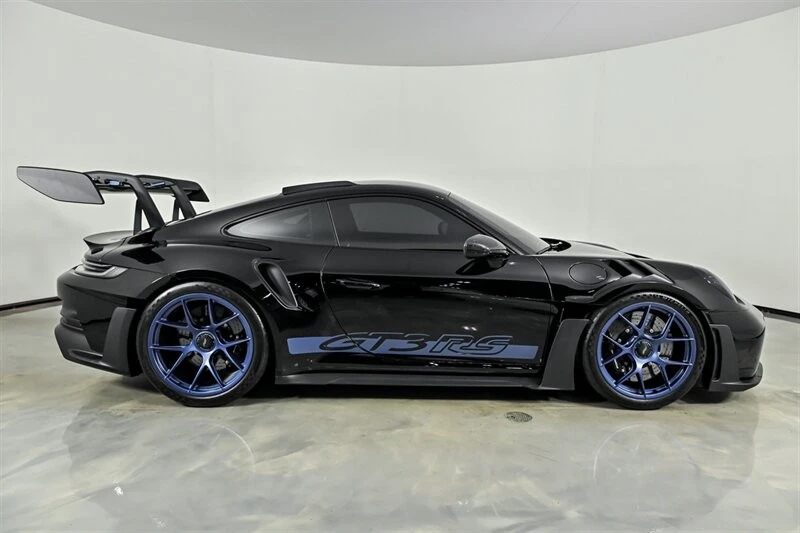 2025 Porsche 992 GT3 RS - Image 10 of 31