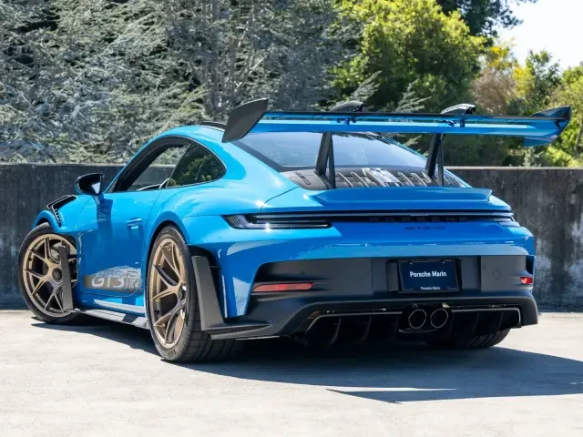 2025 Porsche 992 GT3 RS - Image 3 of 9
