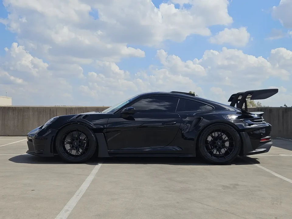 2025 Porsche 992 GT3 RS - Image 16 of 31