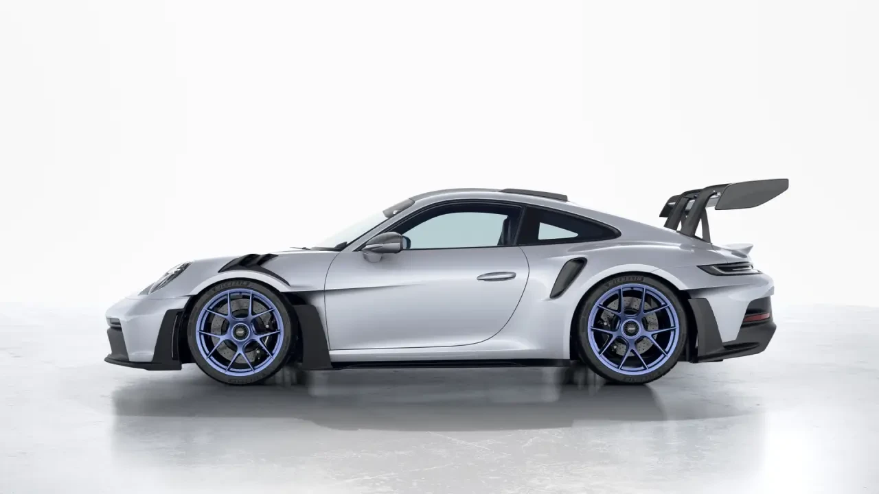 2025 Porsche 992 GT3 RS - Image 16 of 30
