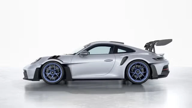 2025 Porsche 992 GT3 RS - Image 10 of 30
