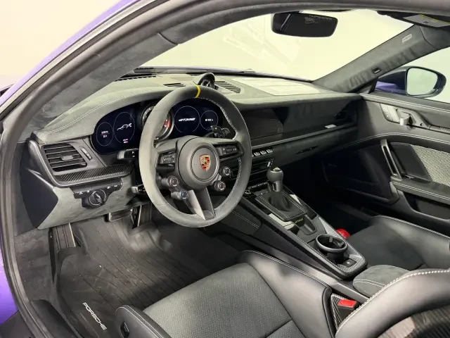 2025 Porsche 992 GT3 RS - Image 30 of 31