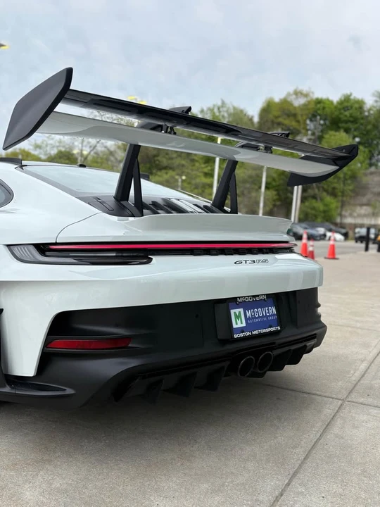 2025 Porsche 992 GT3 RS - Image 8 of 10