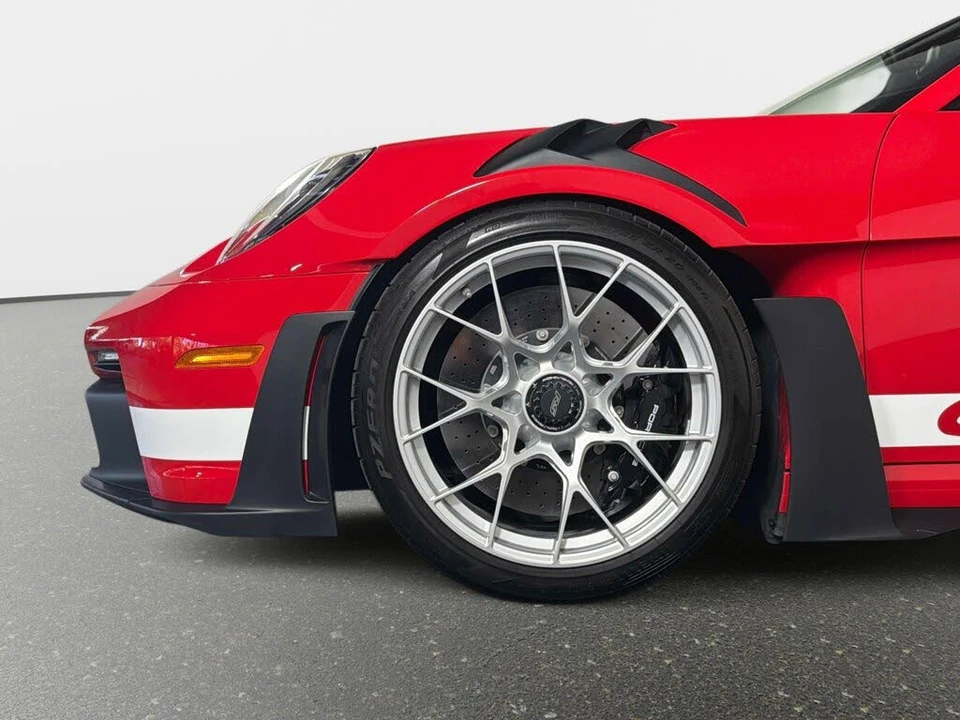 2025 Porsche 992 GT3 RS - Image 13 of 31