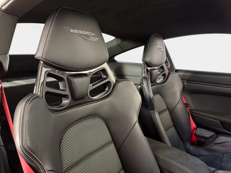 2025 Porsche 992 GT3 RS - Image 28 of 31