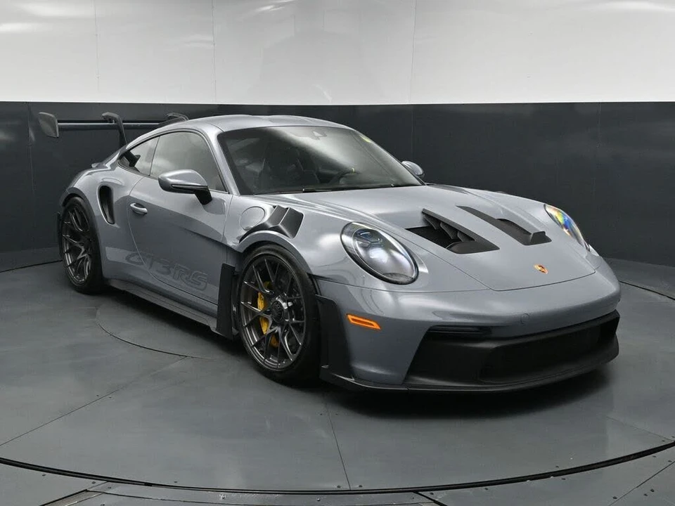 2025 Porsche 992 GT3 RS - Image 12 of 31