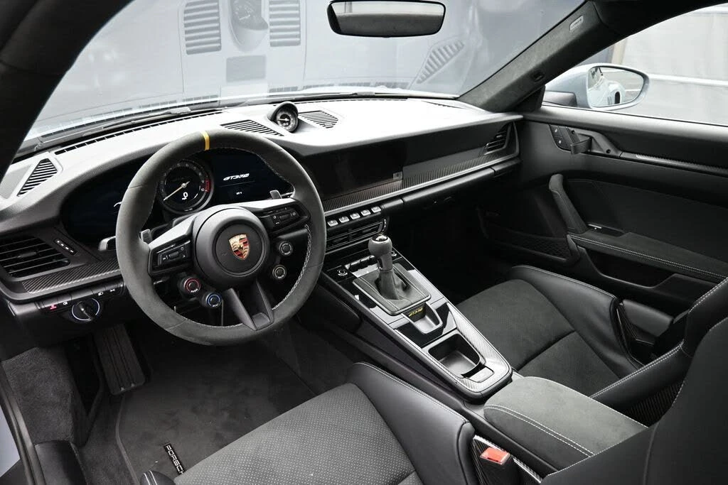 2025 Porsche 992 GT3 RS - Image 4 of 31